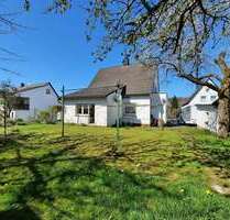 Haus zum Kaufen in Weilburg-Kirschhofen 170.000,00 € 145 m²