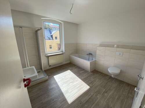 Foto - Wohnung zum Mieten in Plauen 350,00 € 70 m²