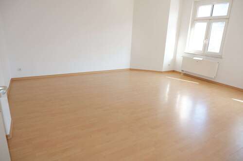 Foto - Wohnung zum Mieten in Chemnitz 186,00 € 33.8 m²