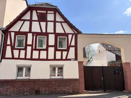 Foto - Haus zum Kaufen in Flörsheim am Main 390.000,00 € 122 m²