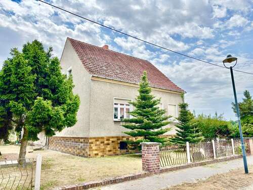 Foto - Haus zum Kaufen in Treuenbrietzen 148.000,00 € 114 m²