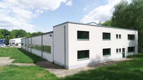 Foto - Halle in Luckenwalde 1.390.000,00 € 960 m²