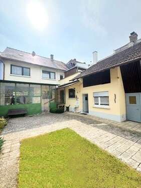 Foto - Haus zum Kaufen in Oberhausen-Rheinhausen 399.000,00 € 157 m²