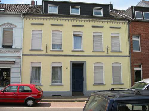 Foto - Haus zum Kaufen in Mönchengladbach 310.000,00 € 261 m²