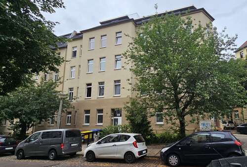 Foto - Wohnung zum Kaufen in Halle 185.000,00 € 73.72 m²