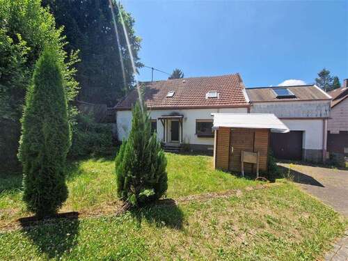 Foto - Haus zum Kaufen in Nonnweiler 89.000,00 € 178 m²