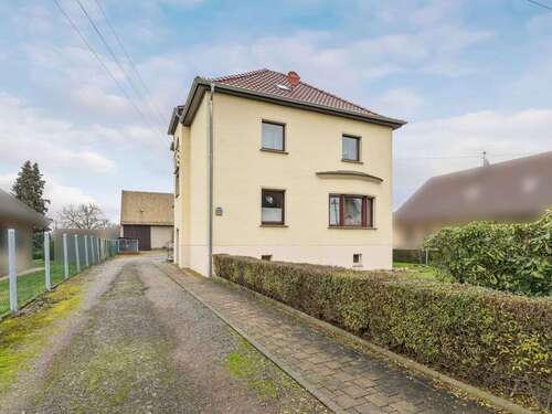 Foto - Haus zum Kaufen in Markranstädt 390.000,00 € 140.89 m²