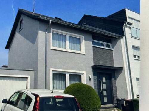 Foto - Haus zum Mieten in Niederkassel- Lülsdorf 1.660,00 € 115 m²