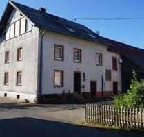 Haus zum Kaufen in Laufeld 100.000,00 € 236 m²
