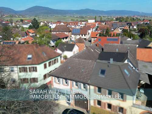 Foto - Haus zum Kaufen in Edesheim 247.000,00 € 241 m²