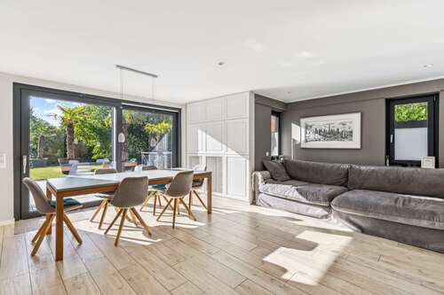 Foto - Wohnung zum Kaufen in Düsseldorf - Niederkassel 2.290.000,00 € 293 m²