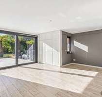 Wohnung zum Kaufen in Düsseldorf - Niederkassel 2.290.000,00 € 293 m²