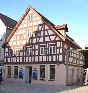 Foto - Haus zum Kaufen in Roth 920.000,00 € 128 m²