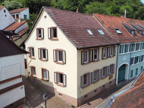 Foto - Haus zum Kaufen in Wolfstein 199.000,00 € 245 m²