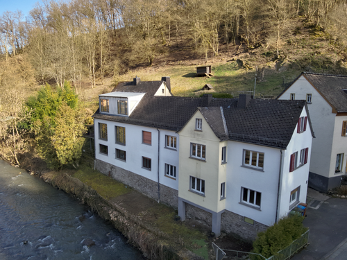 Foto - Haus zum Kaufen in Isenburg 229.000,00 € 230 m²