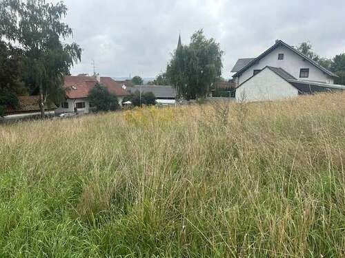 Foto - Grundstück zu verkaufen in Moosthenning 184.000,00 € 898 m²