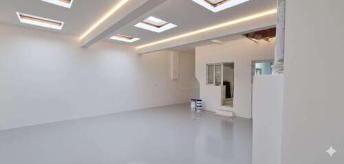 Foto - Halle in Düsseldorf 2.385,00 € 211.75 m²
