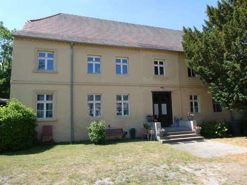 Foto - Haus zum Kaufen in Fehrbellin 350.000,00 € 277.16 m²