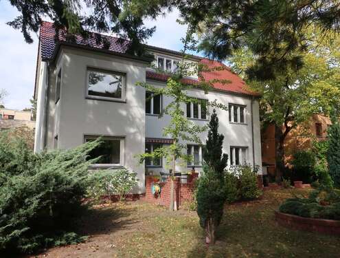 Foto - Haus zum Kaufen in Berlin-Lankwitz 1.100.000,00 € 310 m²