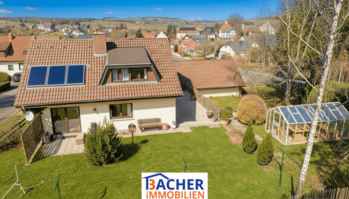 Foto - Haus zum Kaufen in Hüfingen 394.000,00 € 199 m²