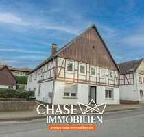 Haus zum Kaufen in Höxter 140.000,00 € 215 m²