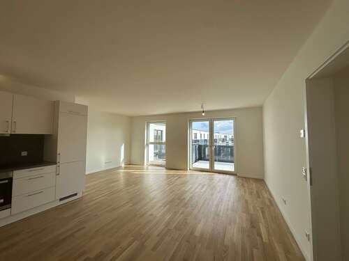 Foto - Wohnung zum Mieten in Rostock 1.323,91 € 90.49 m²