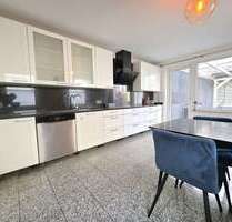 Haus zum Kaufen in Neuss 455.000,00 € 211.19 m²
