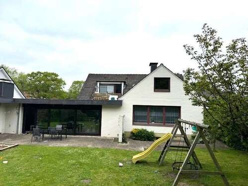 Foto - Haus zum Kaufen in Nortorf 399.000,00 € 270 m²