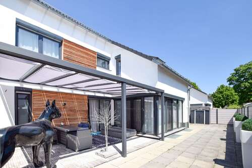 Foto - Haus zum Kaufen in Karlsfeld 1.385.000,00 € 170 m²