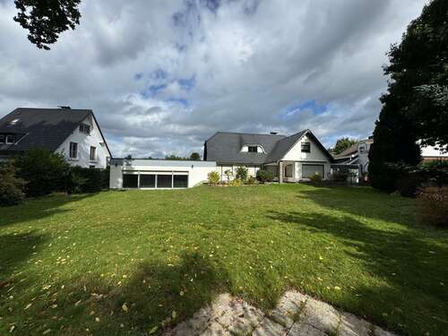 Foto - Grundstück zu verkaufen in Bergisch Gladbach 950.000,00 € 800 m²