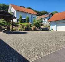 Haus zum Mieten in Petersberg 4.000,00 € 230 m²