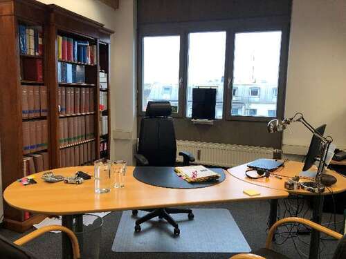 Foto - Büro in München 799,00 € 21 m² - 799,00 EUR Kaltmiete, ca.  21,00 m²