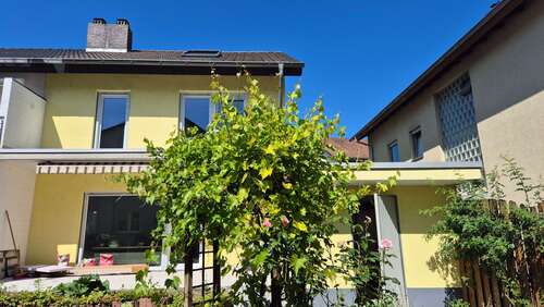 Foto - Haus zum Mieten in Wiesenbach 1.540,00 € 128 m²