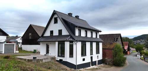 Foto - Haus zum Kaufen in Dautphetal 419.000,00 € 147 m²