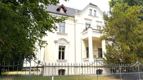 Foto - Haus zum Kaufen in Potsdam 4.400.000,00 € 1075 m²