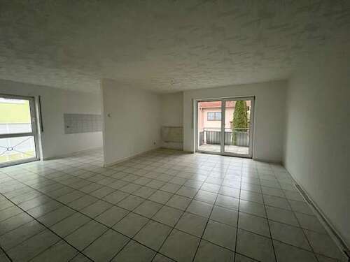 Foto - Wohnung zum Mieten in Großeicholzheim 695,00 € 73 m²
