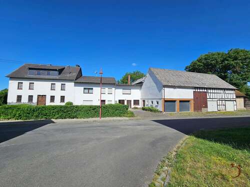 Foto - Haus zum Kaufen in Mündersbach 398.000,00 € 532.08 m²