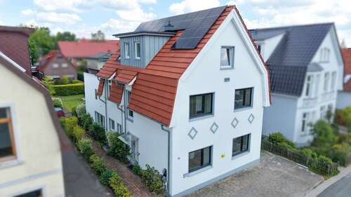 Foto - Haus zum Kaufen in Oldenburg 749.000,00 € 250 m²