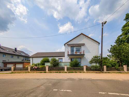 Foto - Haus zum Kaufen in Bonn 638.000,00 € 195 m²