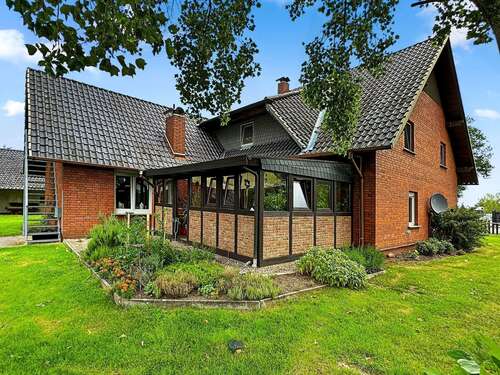 Foto - Haus zum Kaufen in Petershagen 300.000,00 € 213.66 m²