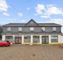 Haus zum Kaufen in Niederfrohna 190.000,00 € 194 m²