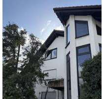 Haus zum Kaufen in Böhl-Iggelheim 793.000,00 € 319 m²