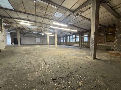 Foto - Halle in Berlin 6.129,00 € 681 m²
