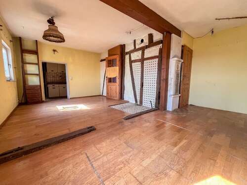 Foto - Haus zum Kaufen in Waldbreitbach 97.000,00 € 143 m²