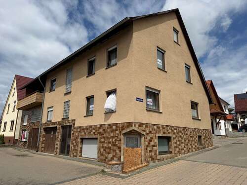 Foto - Haus zum Kaufen in Erkenbrechtsweiler 365.000,00 € 182 m²