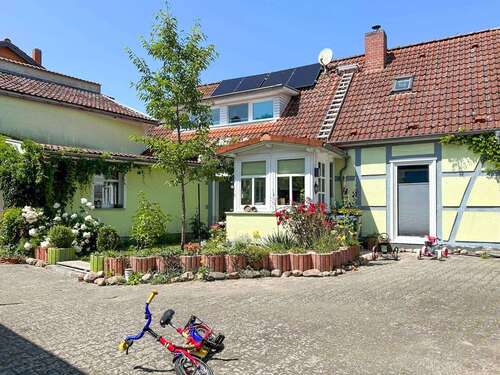 Foto - Haus zum Kaufen in Meßdorf 259.000,00 € 178.4 m²
