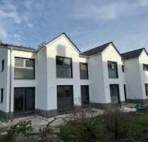 Haus zum Mieten in Donaustauf 1.645,00 € 124 m²