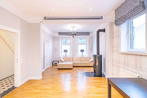Foto - Haus zum Kaufen in Buxtehude 765.000,00 € 310 m²