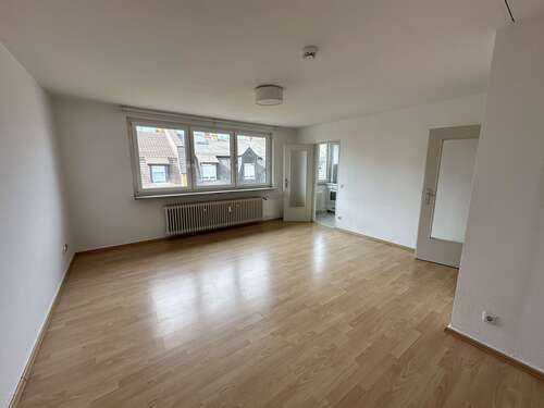 Foto - Wohnung zum Mieten in Frankfurt am Main 650,00 € 30 m²
