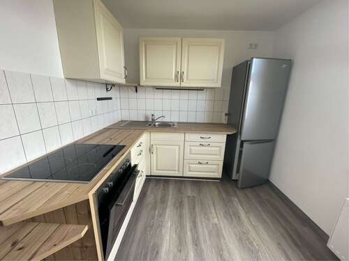 Foto - Wohnung zum Mieten in Fraureuth 400,00 € 60 m²
